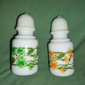 Vintage Milk Glass Morning Glory Flower Floral Salt Pepper Shakers 4 3/4" Tall